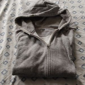UNIQLO Grey Hoodie (L)